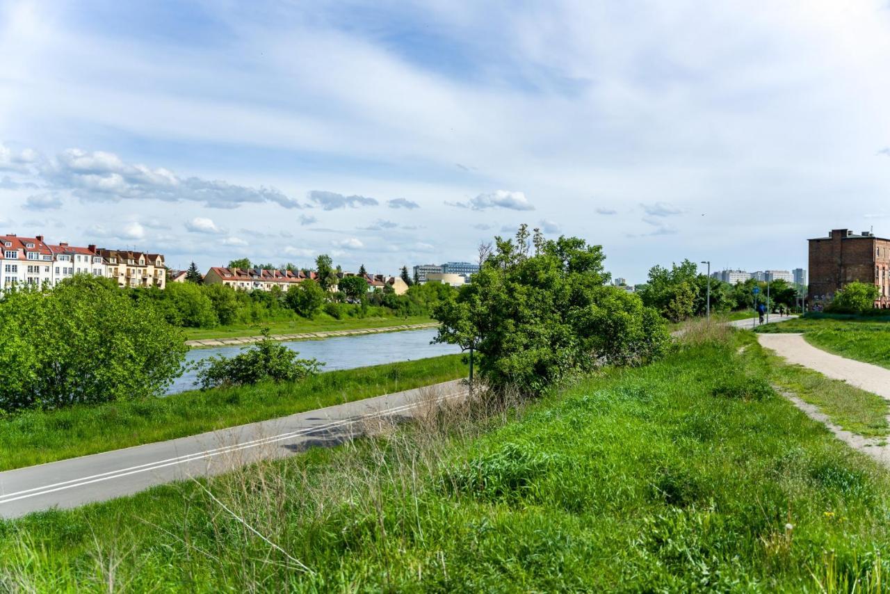 Apartments Poznan Chwaliszewo Residence With Free Garage By Noclegi Renters Esterno foto