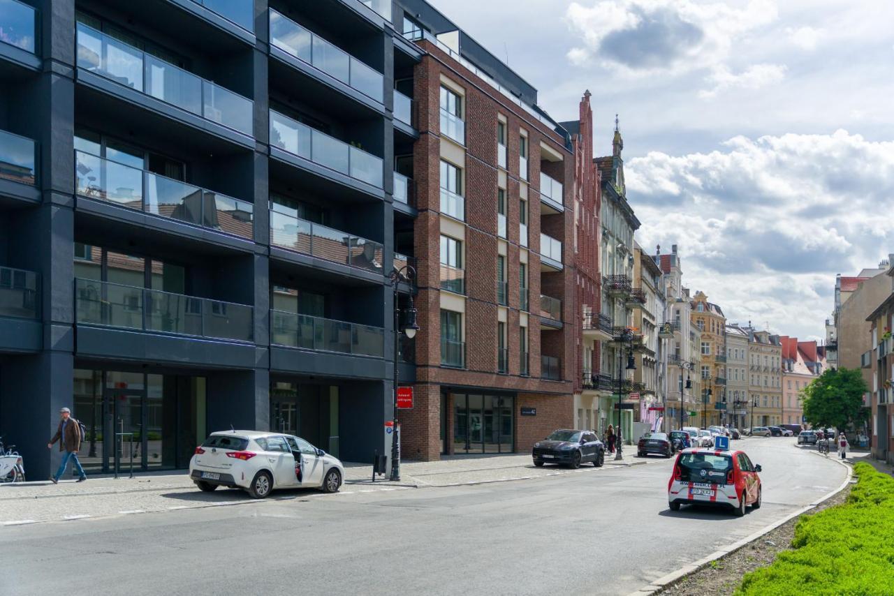 Apartments Poznan Chwaliszewo Residence With Free Garage By Noclegi Renters Esterno foto