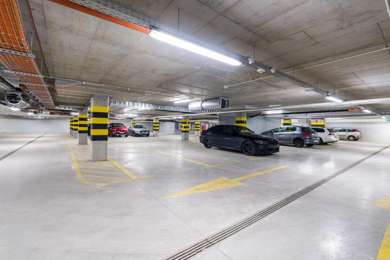 Apartments Poznan Chwaliszewo Residence With Free Garage By Noclegi Renters Esterno foto